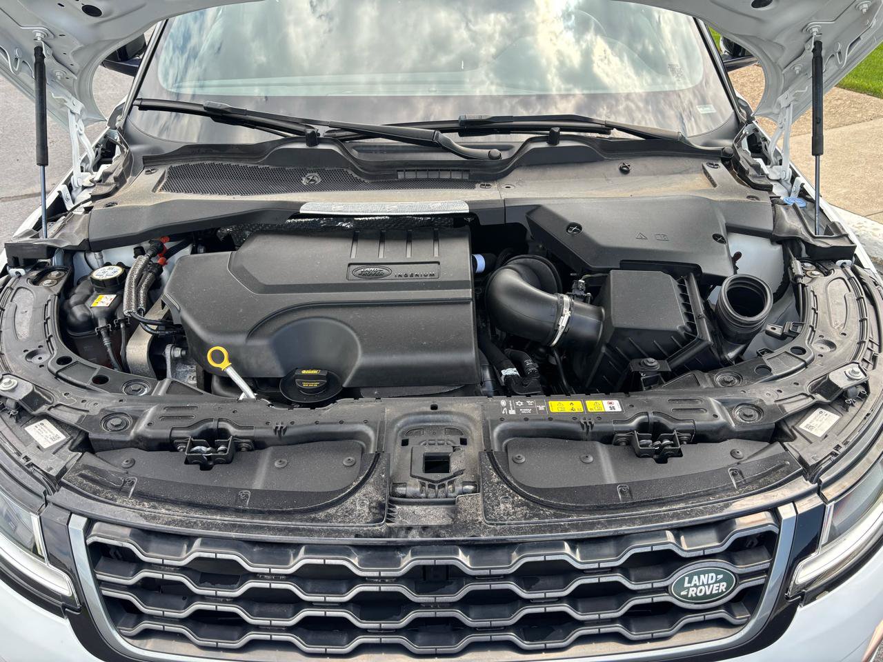 Used 2023 Land Rover Range Rover Evoque R-Dynamic S AWD/4WD image 33