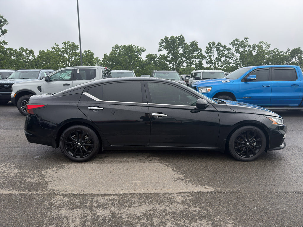 Used 2021 Nissan Altima 2.5 SV FWD image 5