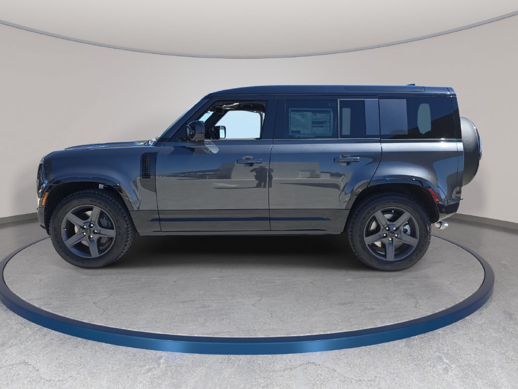 New 2026 Land Rover Defender 110 X-Dynamic SE AWD/4WD image 8