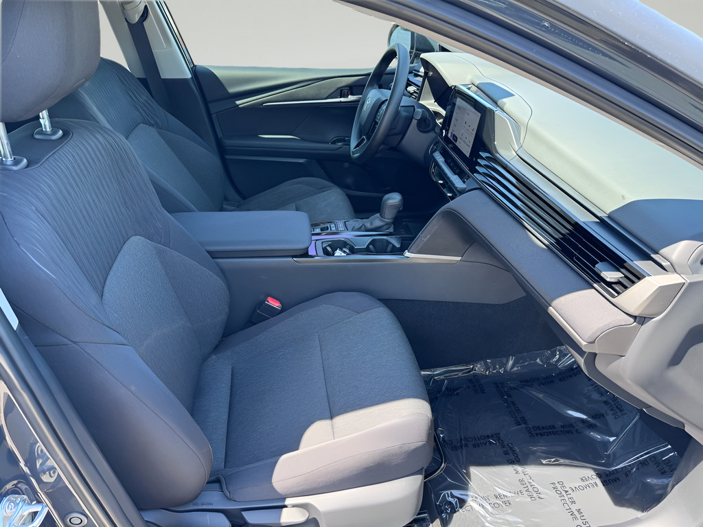 Used 2025 Toyota Camry LE FWD image 15