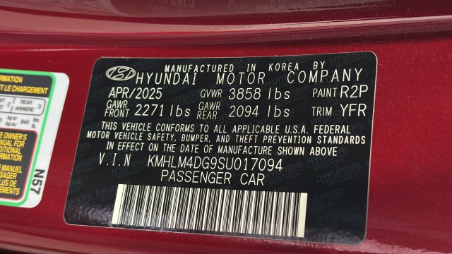 Certified 2025 Hyundai Elantra Sport FWD image 28