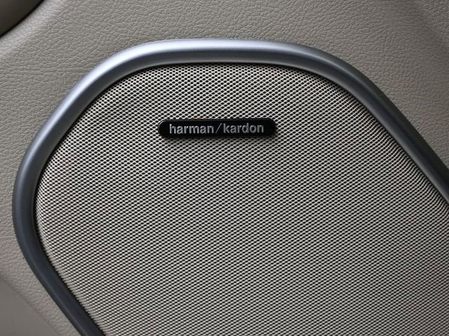 Used 2018 Jeep Grand Cherokee Overland image 26