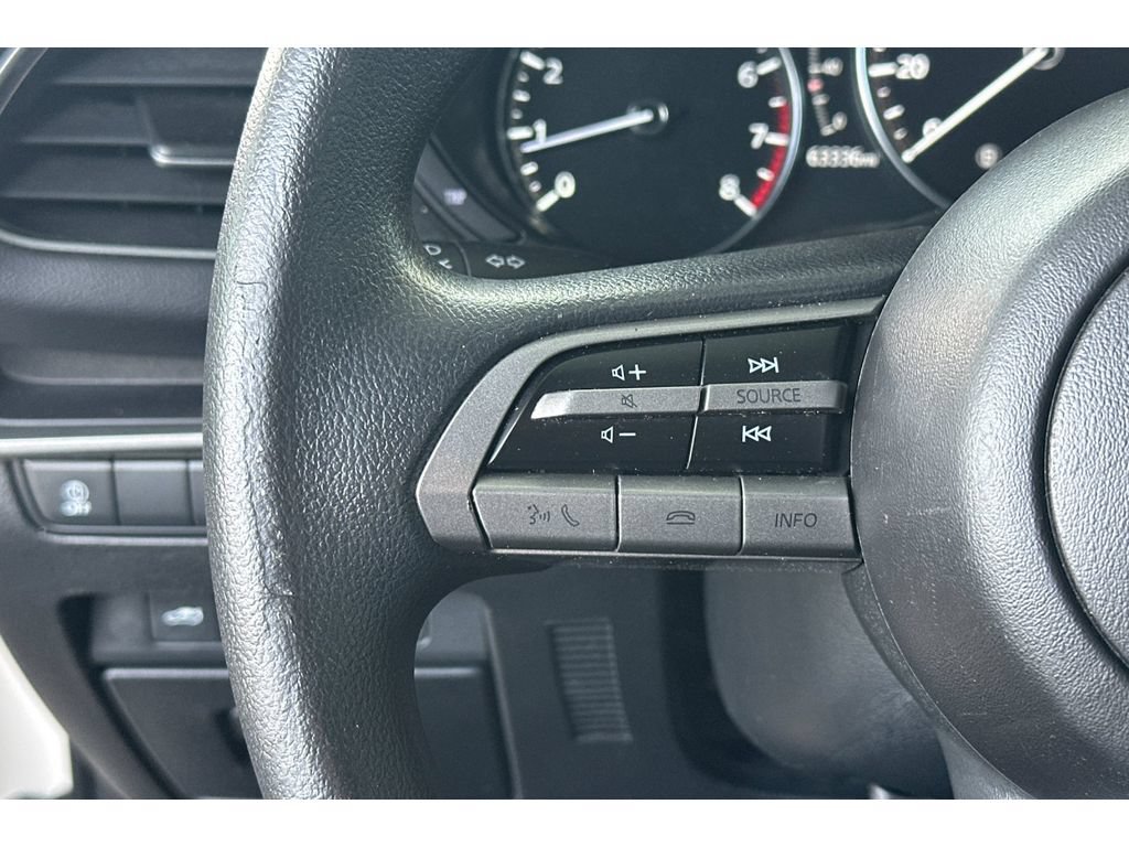 Used 2023 MAZDA MAZDA3 s FWD image 25
