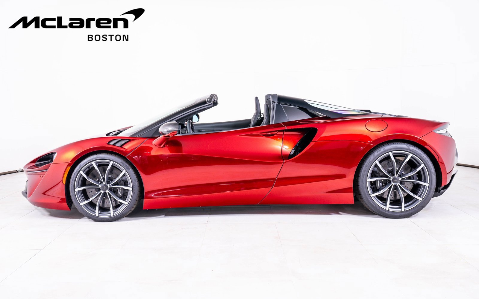 New 2025 McLaren Artura Spider image 2