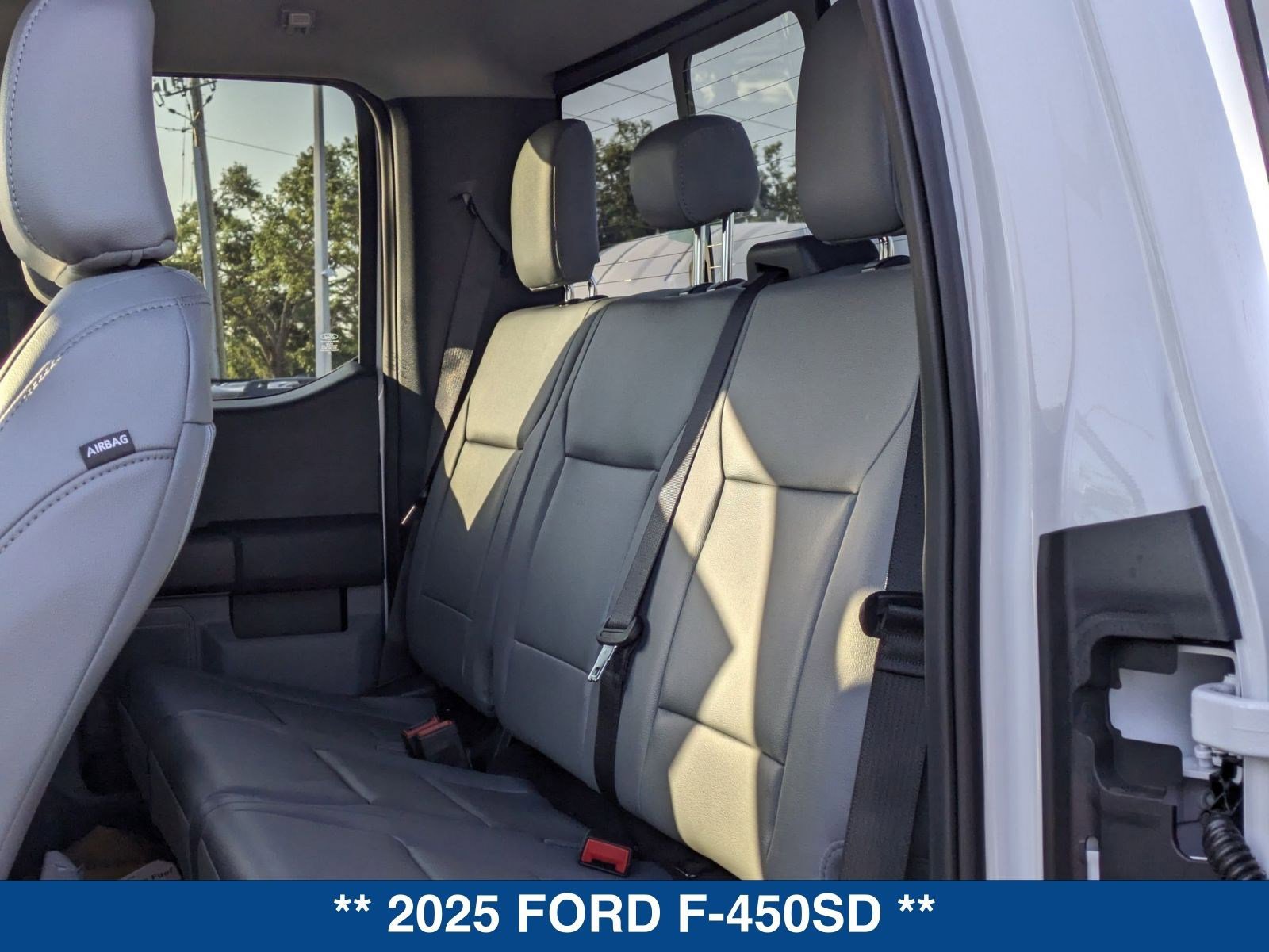 New 2025 Ford F450 XL w/ XL Chrome Package image 17