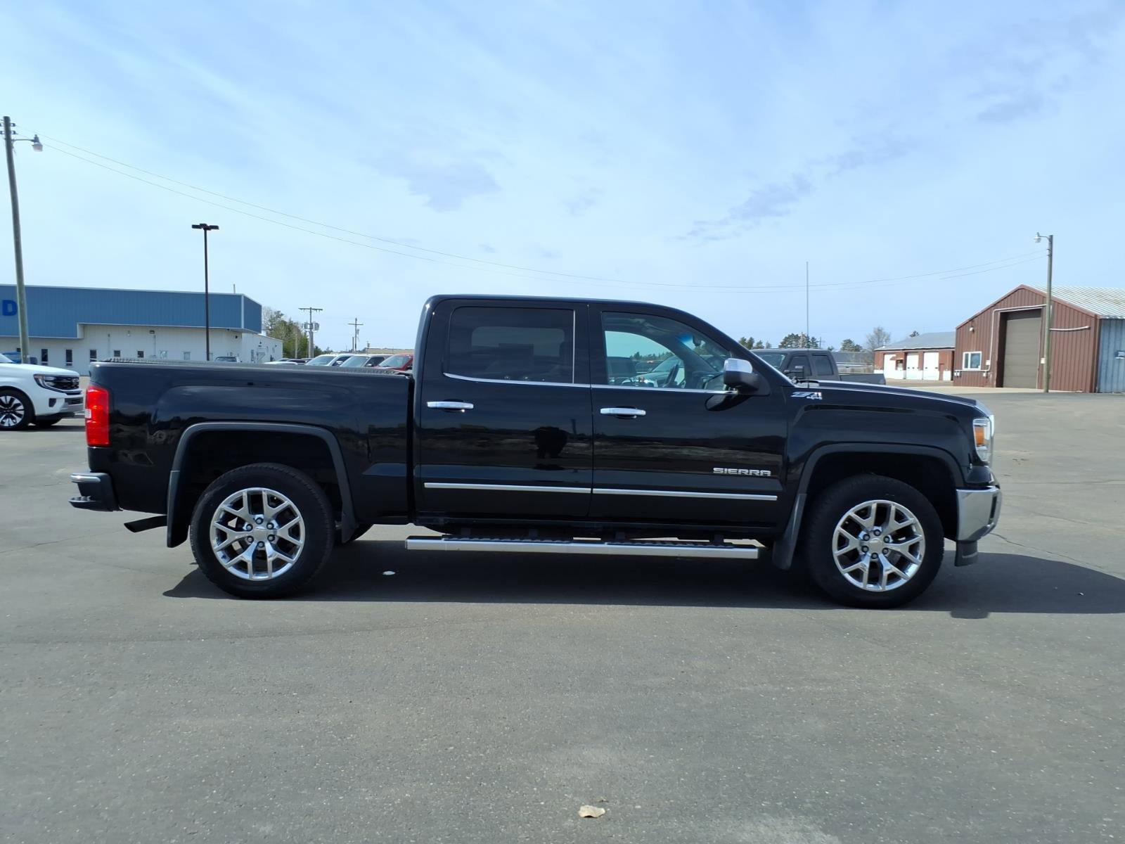Used 2015 GMC Sierra 1500 SLT w/ SLT Crew Cab Value Package image 7