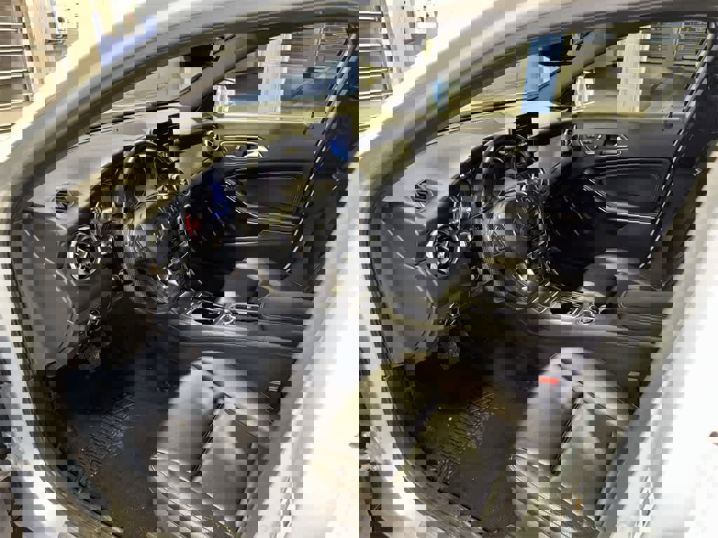 Used 2019 Mercedes-Benz GLA 250 4MATIC image 28