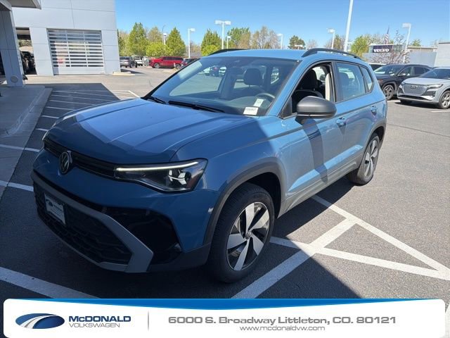 Used 2025 Volkswagen Taos S AWD/4WD image 1