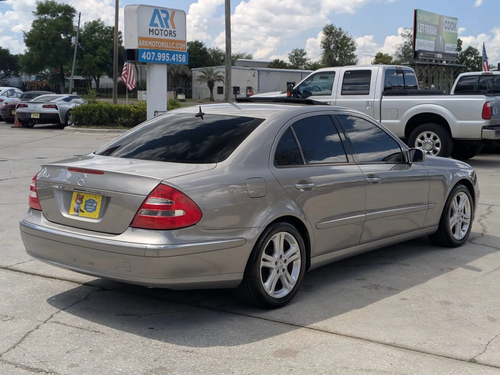 Used 2005 Mercedes-Benz E 500 Sedan image 3