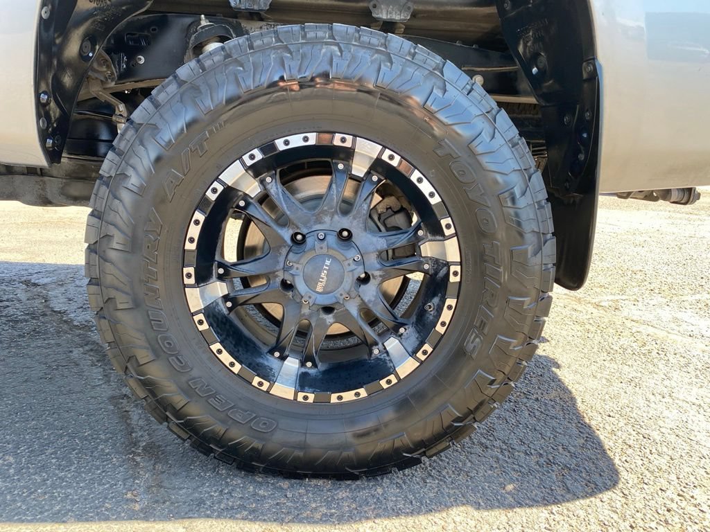 Used 2010 Toyota Tundra Limited AWD/4WD image 21
