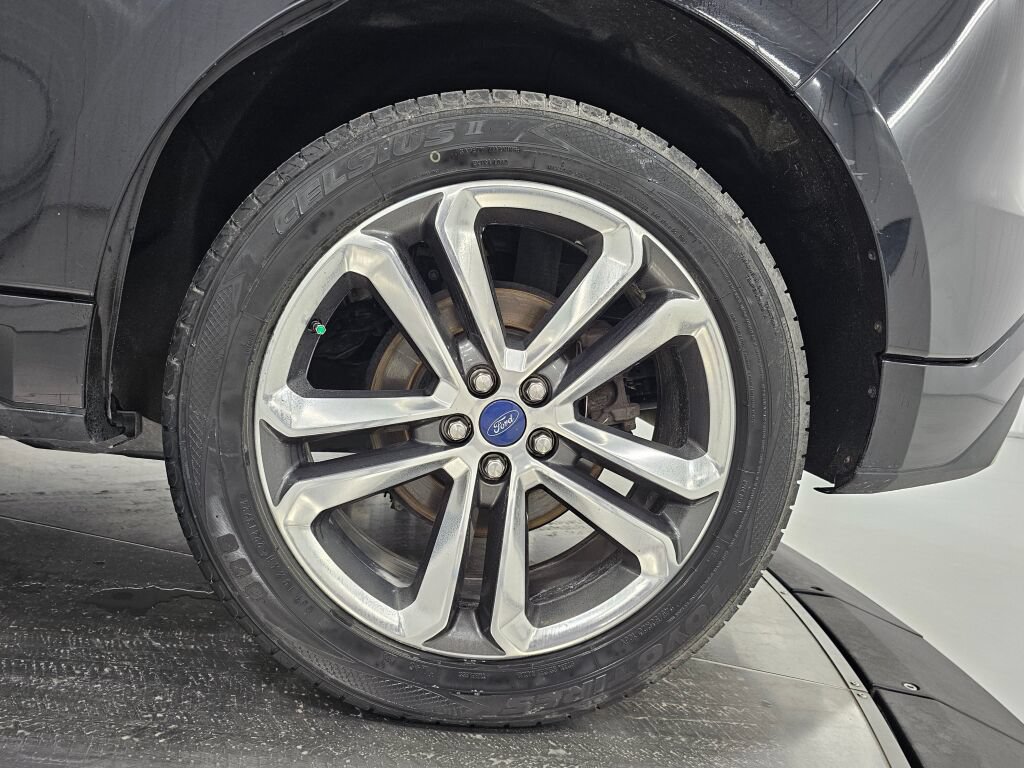 Used 2018 Ford Edge Sport w/ Cargo Accessory Package AWD/4WD image 10
