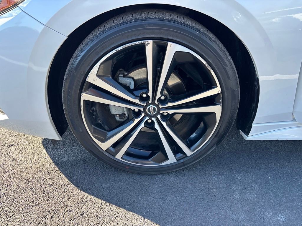 Used 2021 Nissan Sentra SR image 26