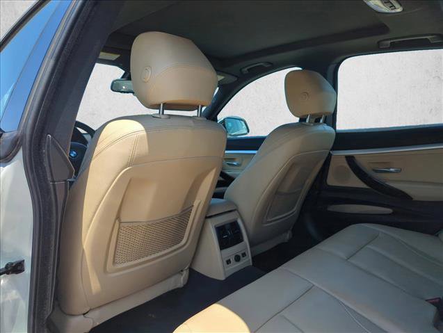 Used 2017 BMW 330i Gran Turismo xDrive AWD/4WD image 14