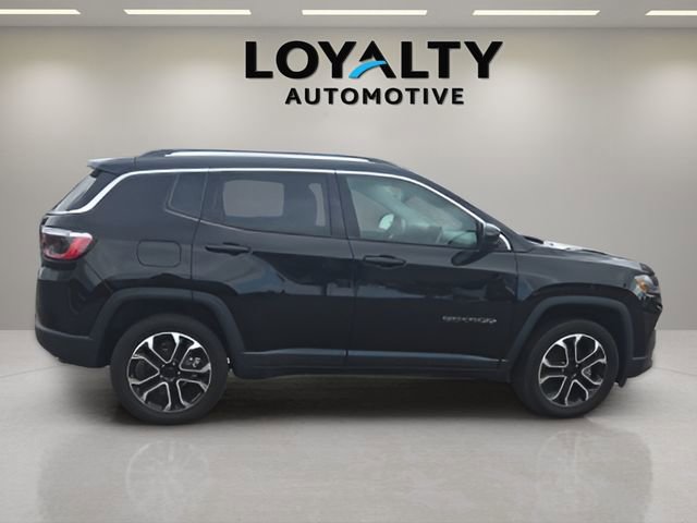 Used 2022 Jeep Compass Limited image 6