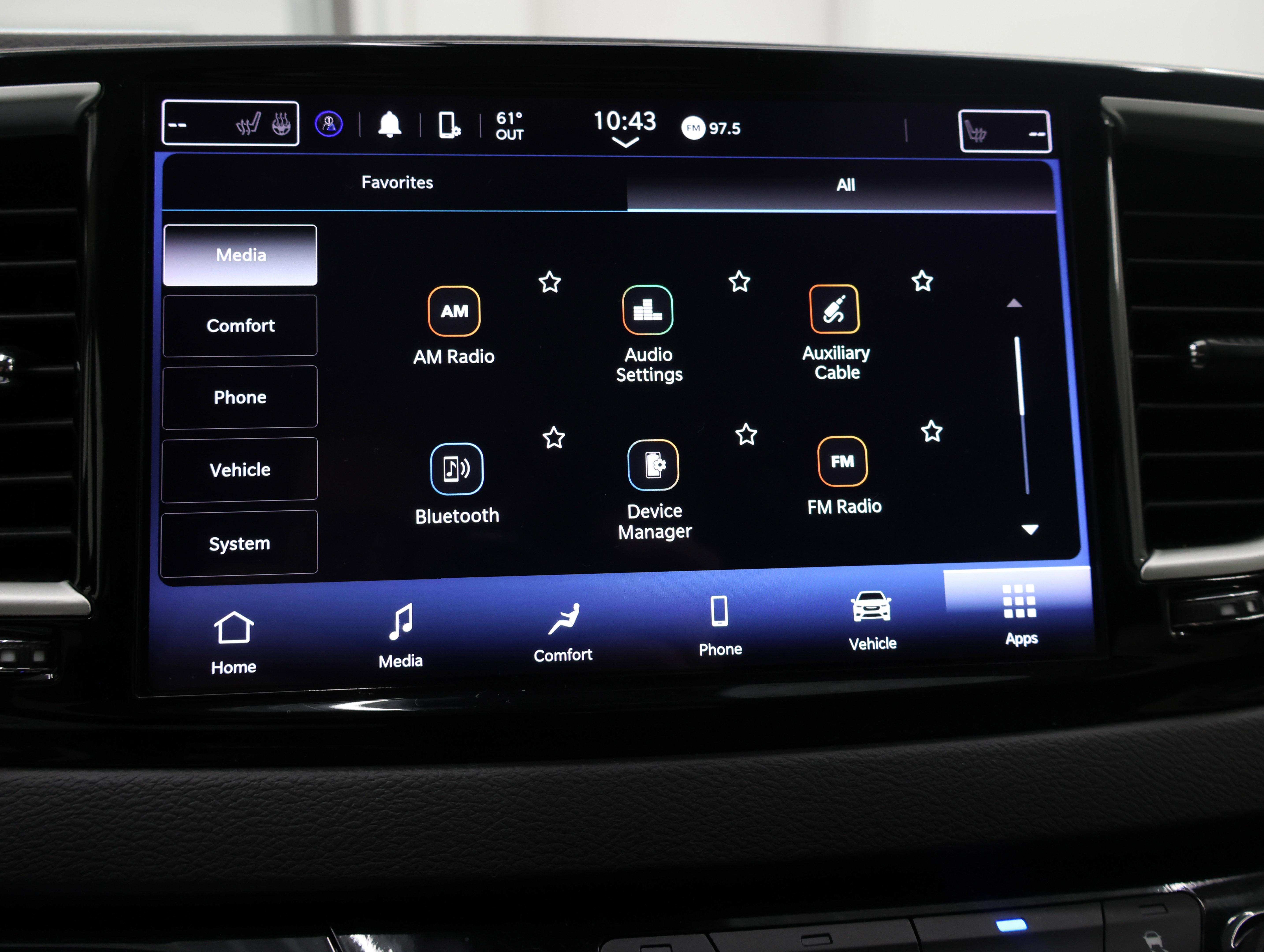 Used 2024 Chrysler Pacifica Touring-L FWD image 57