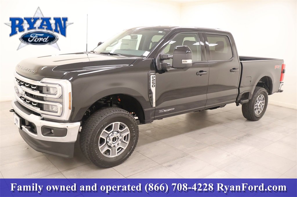 New 2026 Ford F250 Lariat w/ FX4 Off-Road Package image 2