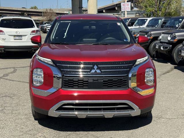 Used 2022 Mitsubishi Outlander ES image 6