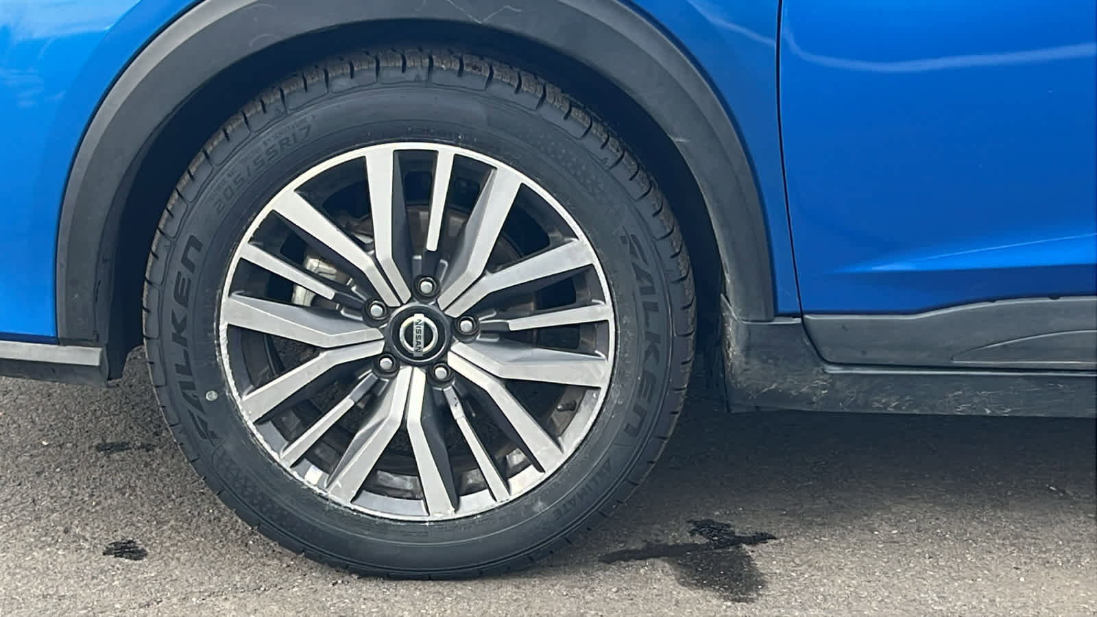 Used 2021 Nissan Kicks SV image 9