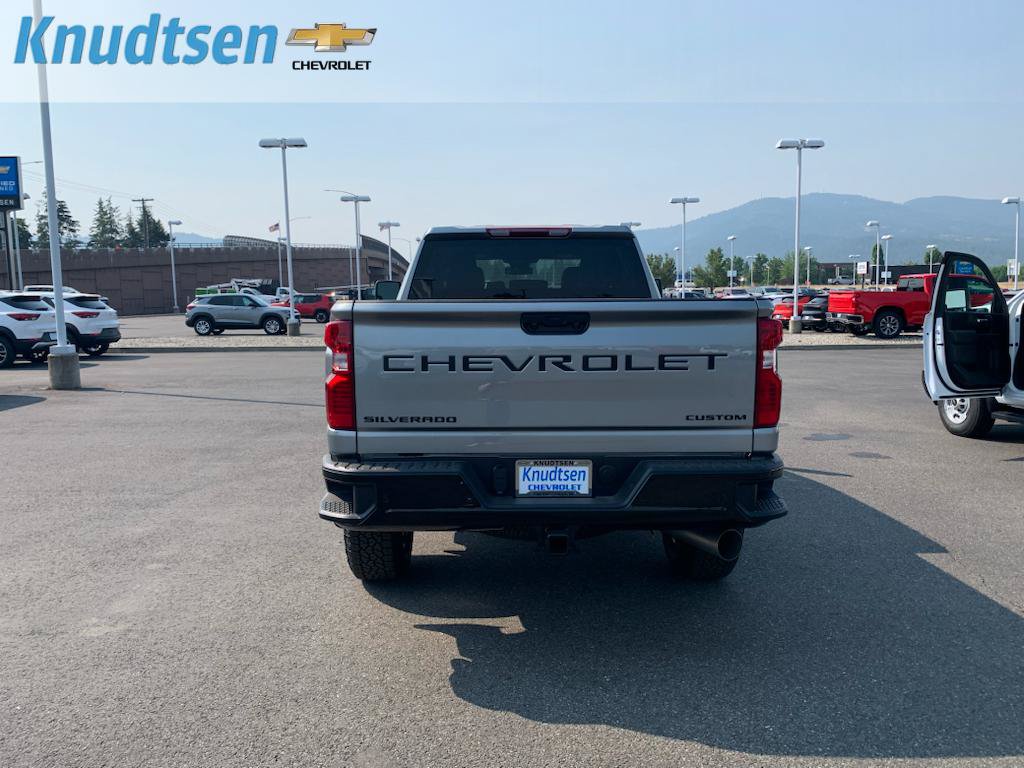New 2026 Chevrolet Silverado 2500 Custom w/ Custom Value Package AWD/4WD image 6