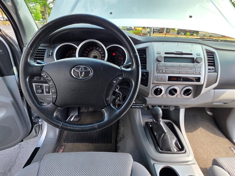 Used 2011 Toyota Tacoma 4x4 Double Cab w/ TRD Off-Road Pkg w/JBL Audio image 18