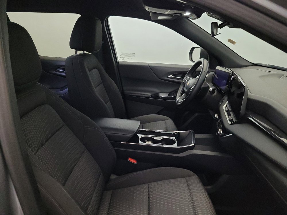 Used 2025 Chevrolet Equinox LT FWD image 21