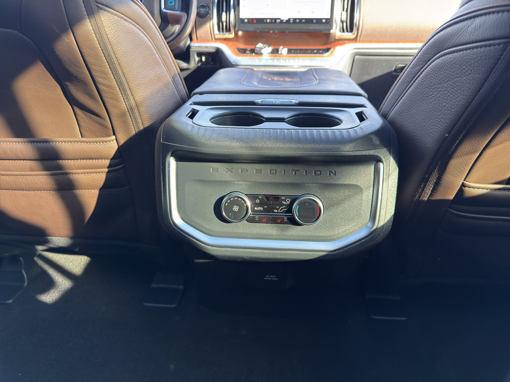 Used 2025 Ford Expedition Max King Ranch AWD/4WD image 28