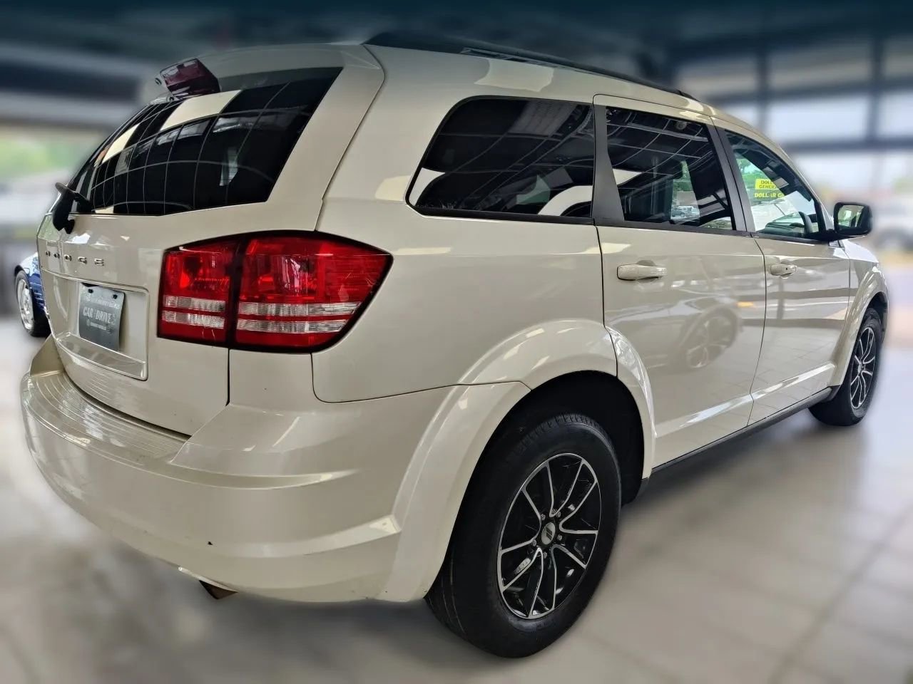Used 2018 Dodge Journey SE w/ Blacktop Package FWD image 6