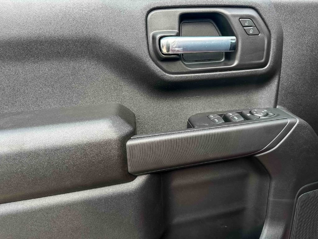 Used 2026 Chevrolet Silverado 1500 Custom RWD image 13