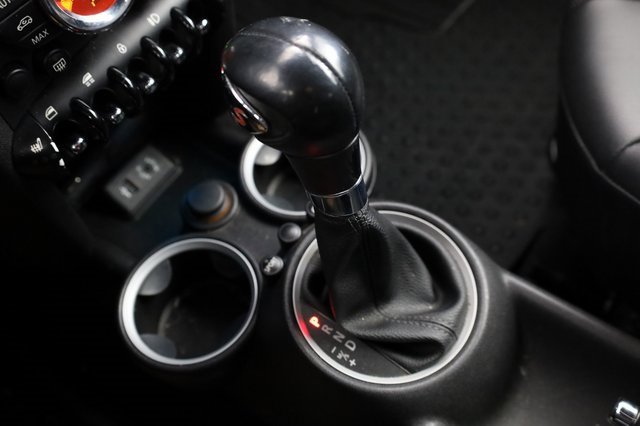 Used 2015 MINI Cooper S image 17