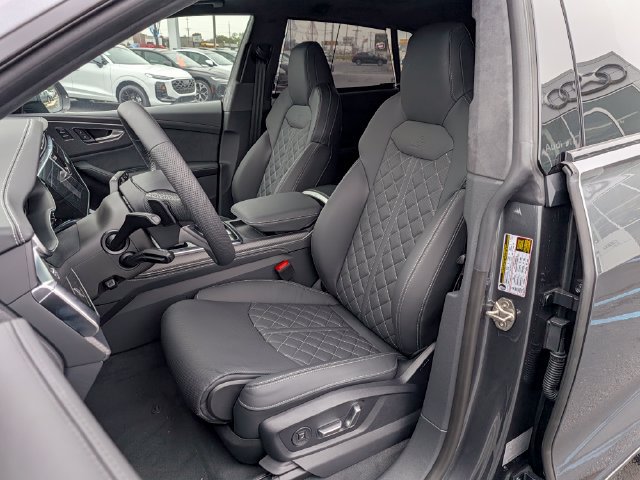 New 2027 Audi SQ8 Prestige AWD/4WD image 8