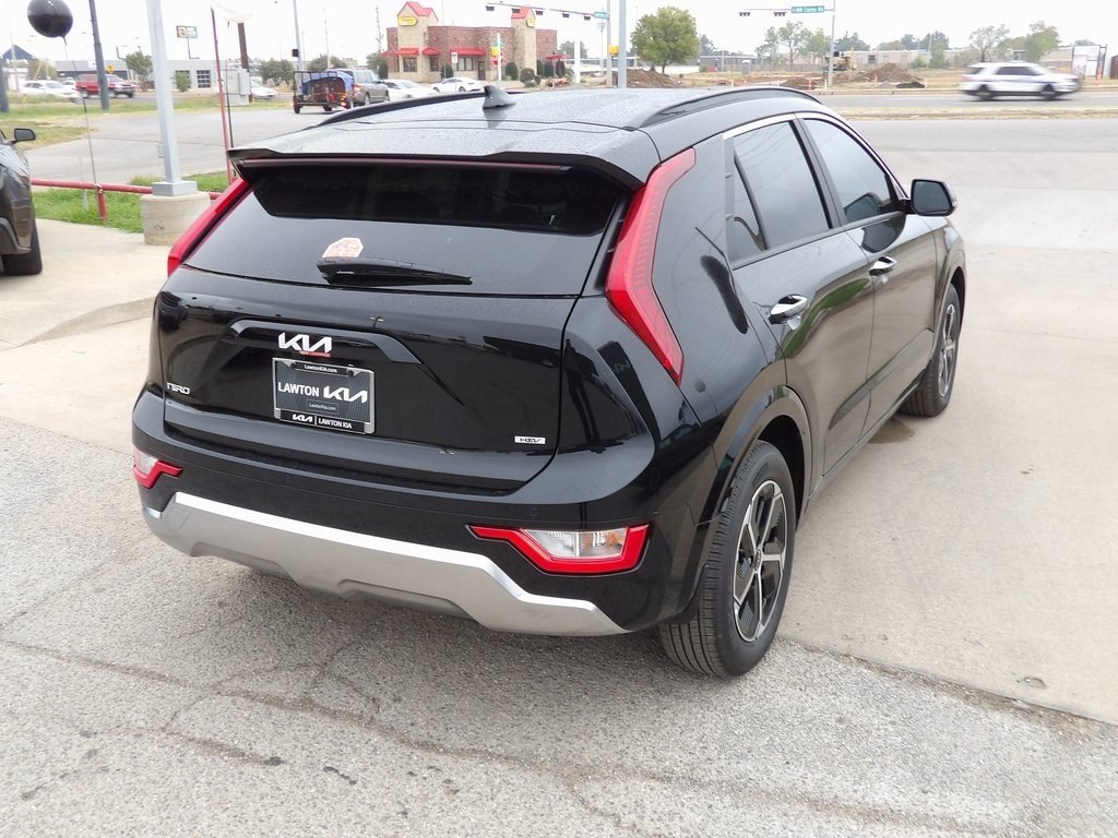 New 2025 Kia Niro SX image 6