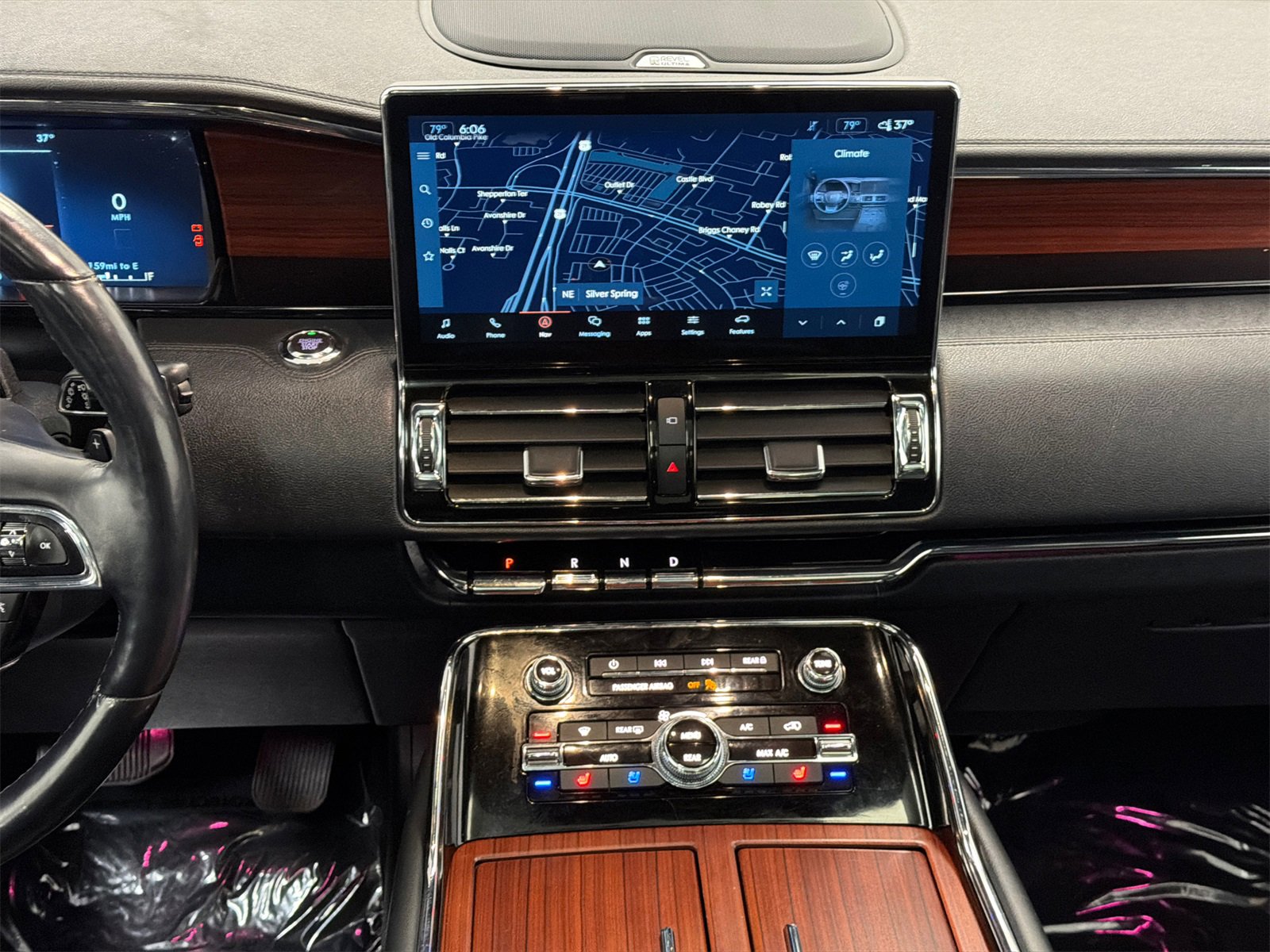 Used 2022 Lincoln Navigator L Reserve w/ Equipment Group 201A image 24