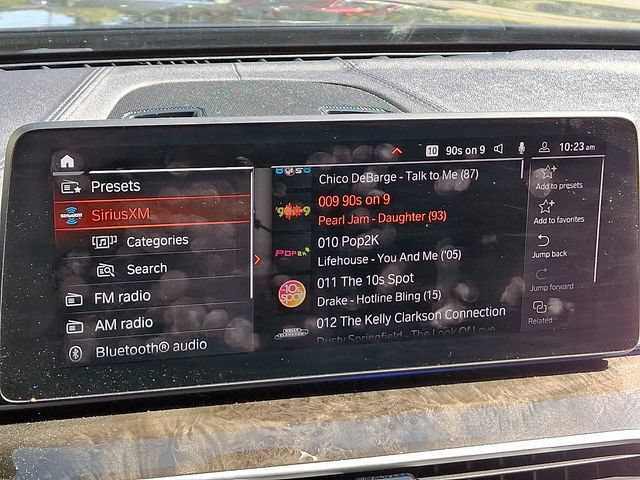 Used 2021 BMW M550i xDrive w/ Executive Package AWD/4WD image 19