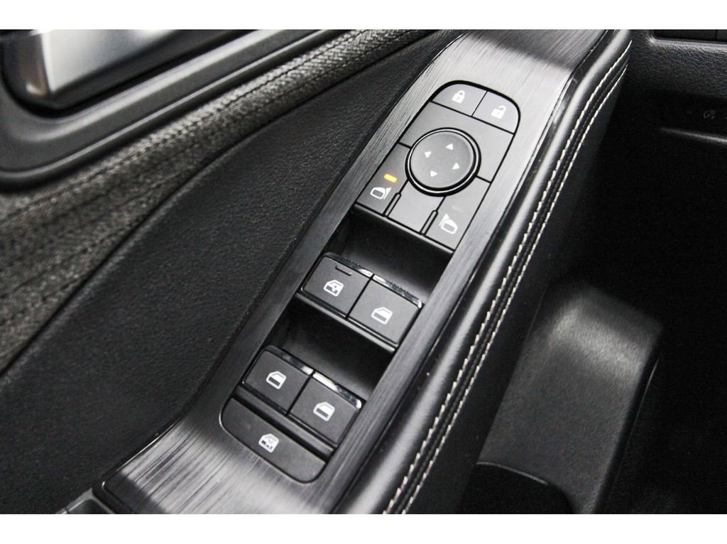 Used 2023 Nissan Rogue SV FWD image 21