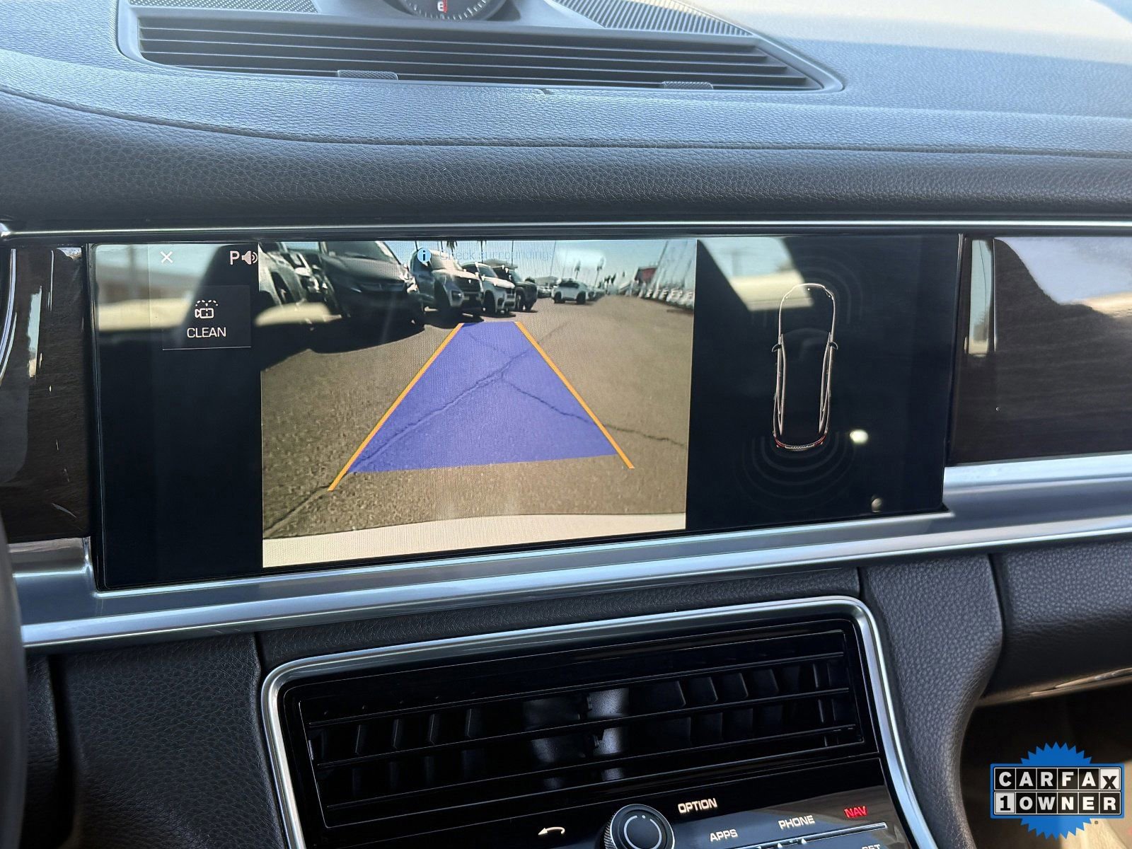 Used 2018 Porsche Panamera 4S image 29