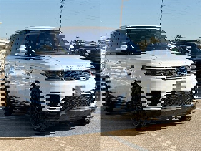 Used 2018 Land Rover Range Rover Sport HSE image 2