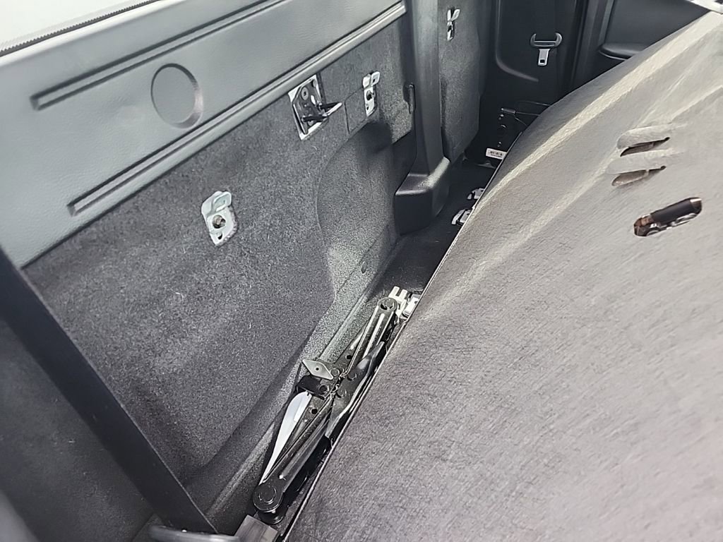 Used 2022 Ford Ranger XLT w/ Equipment Group 301A Mid AWD/4WD image 31