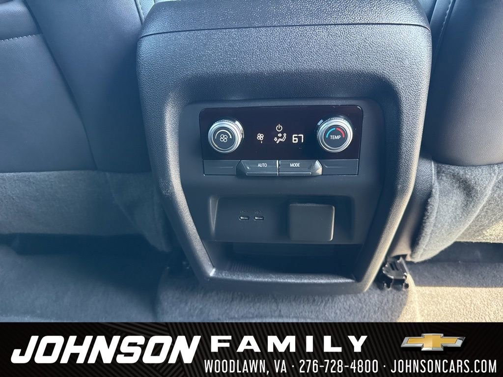 Used 2024 GMC Acadia Elevation image 35