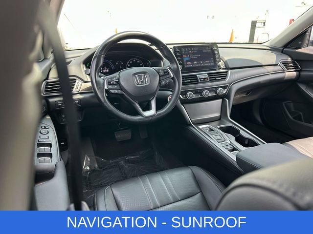 Used 2022 Honda Accord Touring image 2