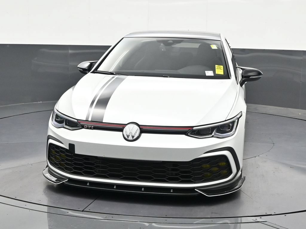 Used 2024 Volkswagen GTI SE FWD image 8