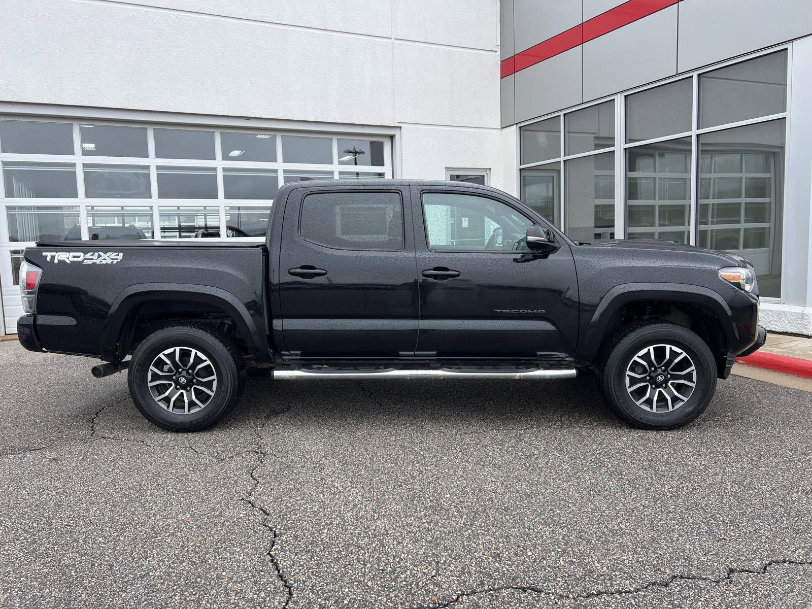 Used 2022 Toyota Tacoma TRD Sport w/ Black Out Package (TMS) AWD/4WD image 6