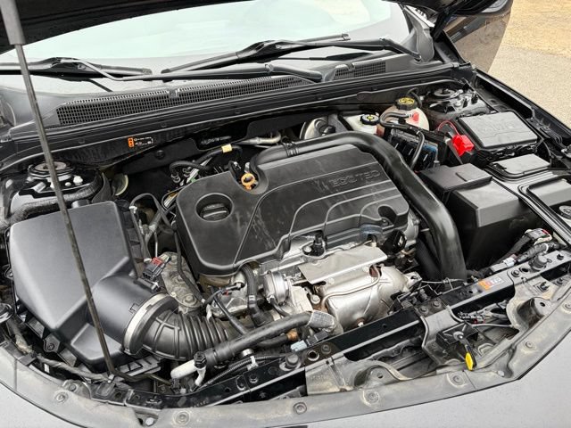 Used 2021 Chevrolet Malibu LT FWD image 9