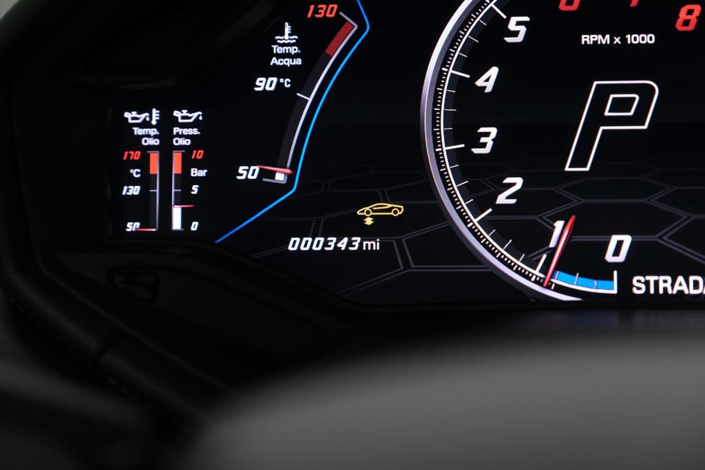 Used 2024 Lamborghini Huracan EVO AWD/4WD image 20