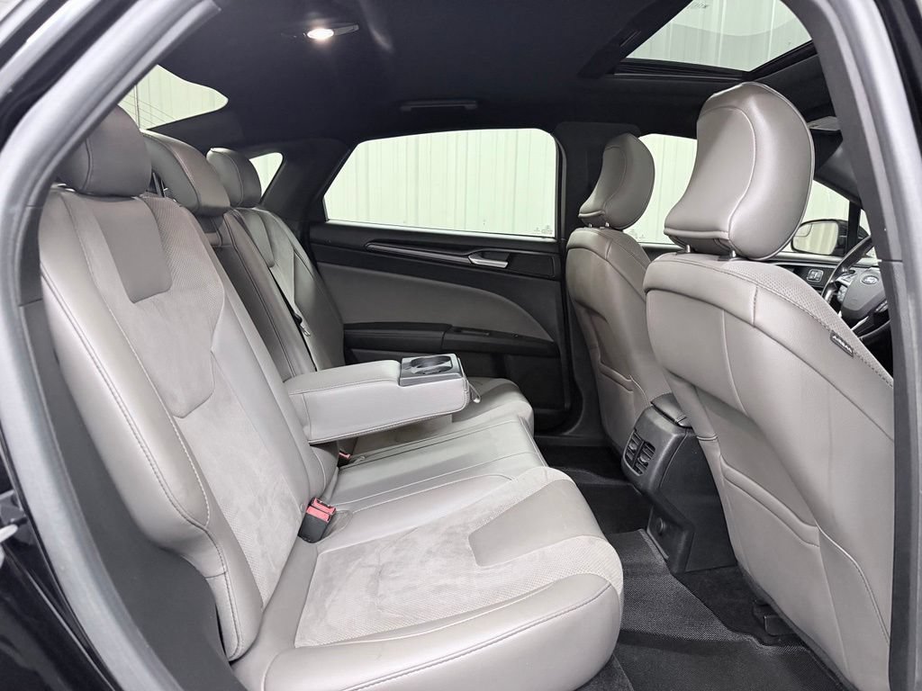Used 2017 Ford Fusion Sport AWD/4WD image 32