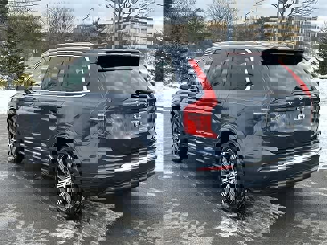 Used 2025 Volvo XC90 B6 Ultra image 35