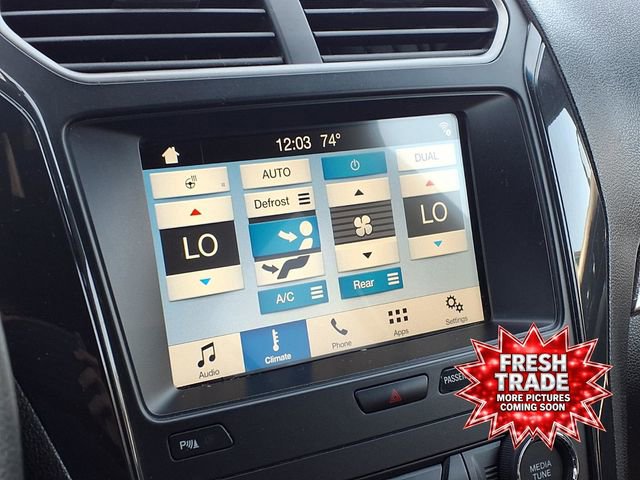 Used 2018 Ford Explorer XLT w/ Equipment Group 202A FWD image 7