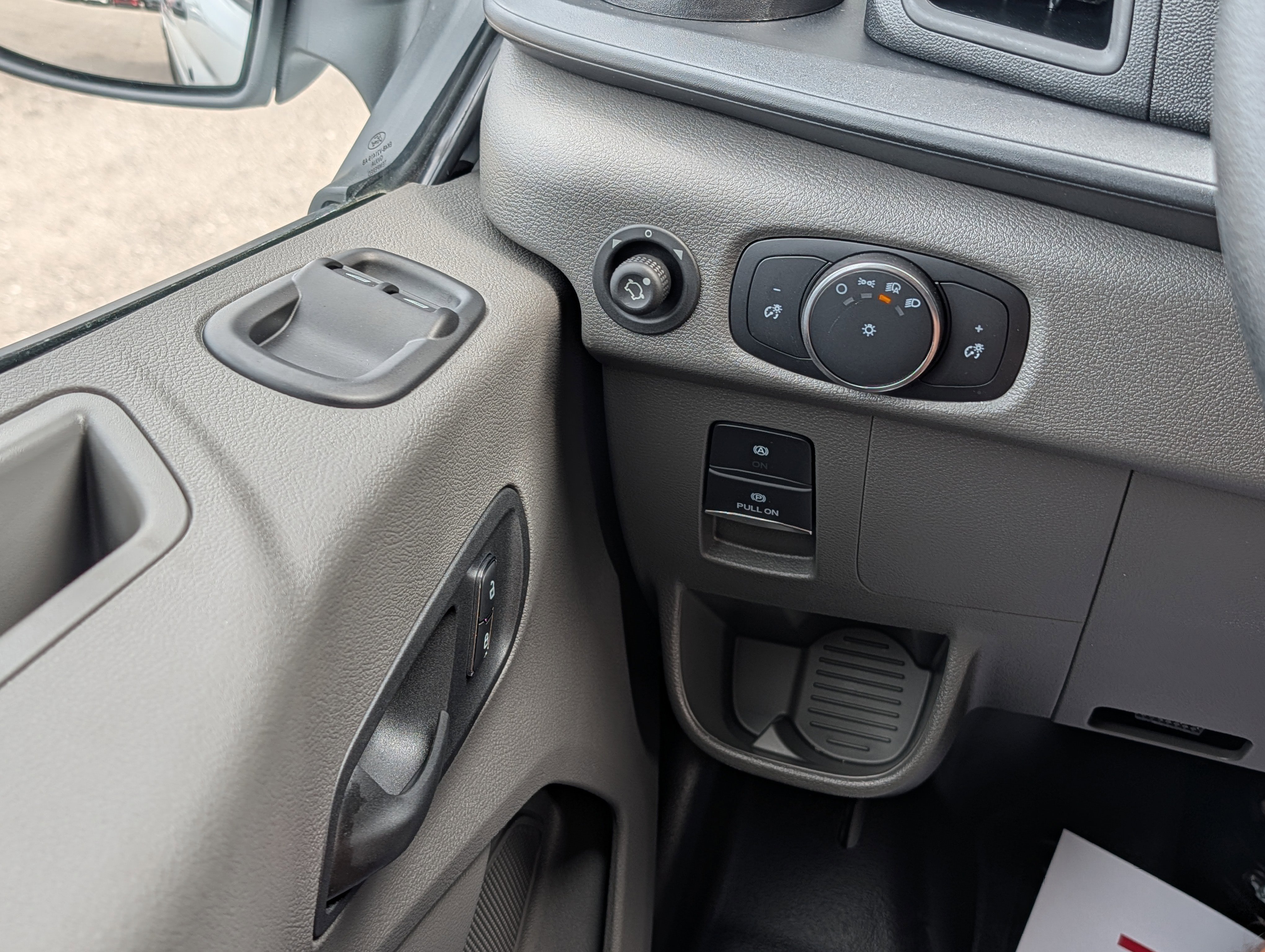 New 2026 Ford Transit 250 Low Roof RWD image 22
