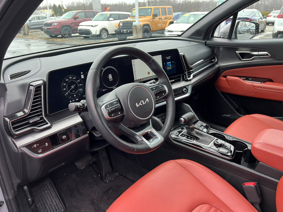 Used 2024 Kia Sportage SX image 17