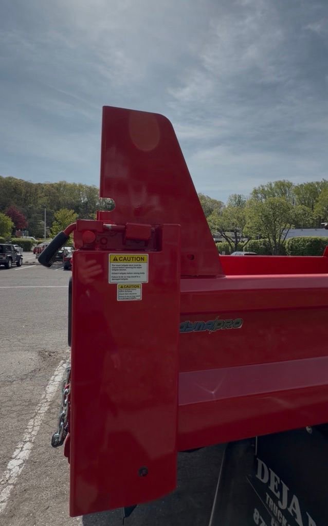 New 2026 Ford F550 4x4 Regular Cab Super Duty image 4