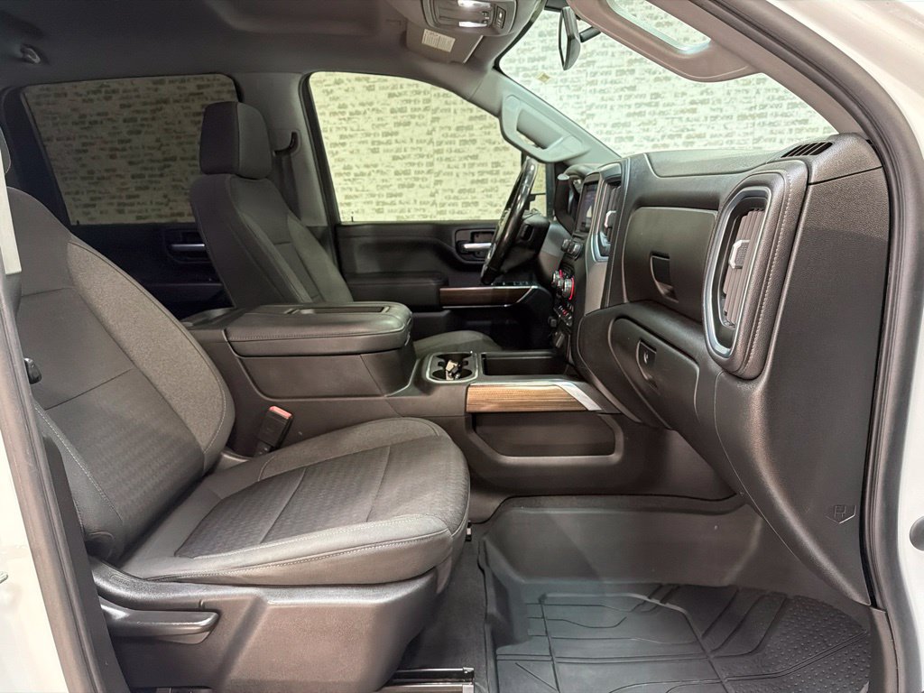 Used 2021 Chevrolet Silverado 2500 LT w/ Texas Edition AWD/4WD image 11